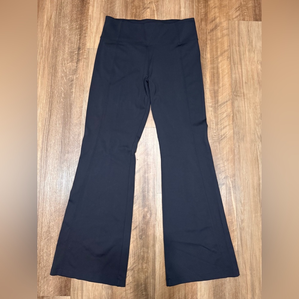 Athleta Delancey Flare Pants Black High Rise Work Travel Workout Trousers, L - Picture 7 of 16
